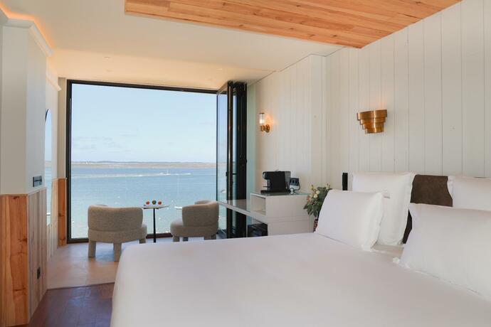 Imagen general del Hotel Les Vagues Hotel & Spa. Foto 8