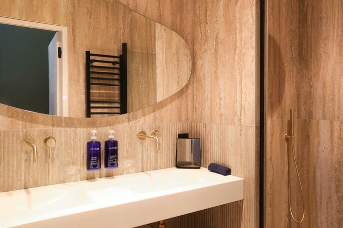 Imagen general del Hotel Les Vagues Hotel & Spa. Foto 15