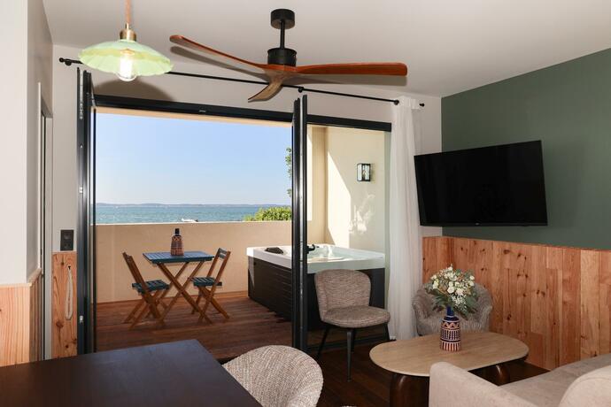 Imagen general del Hotel Les Vagues Hotel & Spa. Foto 34