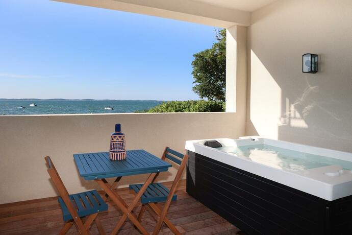 Imagen general del Hotel Les Vagues Hotel & Spa. Foto 36