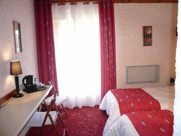 Imagen general del Hotel Les Vallons Du Lac. Foto 2