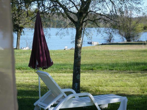 Imagen general del Hotel Les Vallons Du Lac. Foto 6