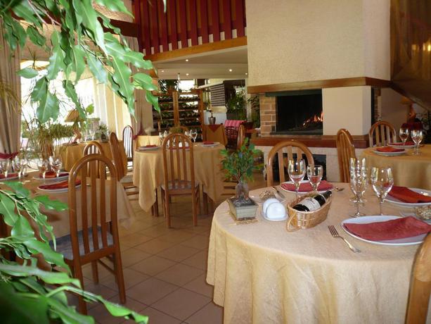 Imagen general del Hotel Les Vallons Du Lac. Foto 7