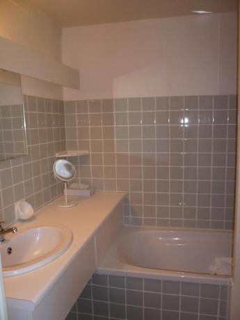 Imagen general del Hotel Les Vallons Du Lac. Foto 9