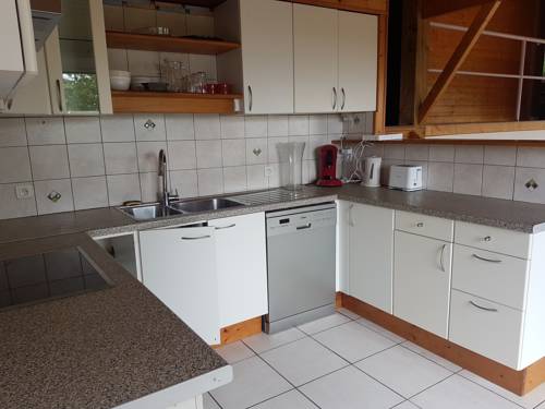 Imagen de la habitación del Hotel Les Ventoulines. Foto 6