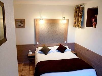 Imagen de la habitación del Hotel Les Vieilles Granges. Foto 8