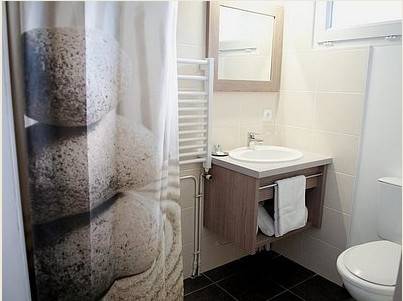 Imagen de la habitación del Hotel Les Vieilles Granges. Foto 10