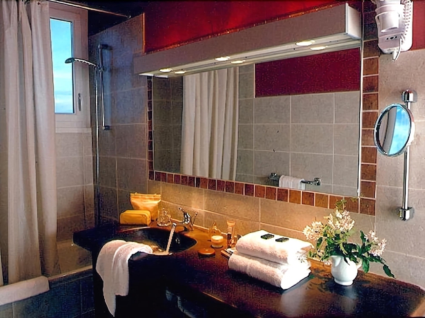 Imagen de la habitación del Hotel Les Vignes Blanches. Foto 15