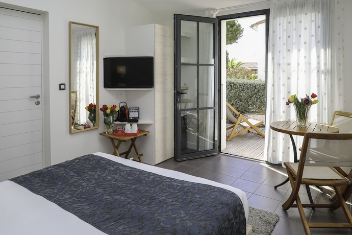 Imagen de la habitación del Hotel Les Vignes De La Chapelle, The Originals Relais. Foto 10