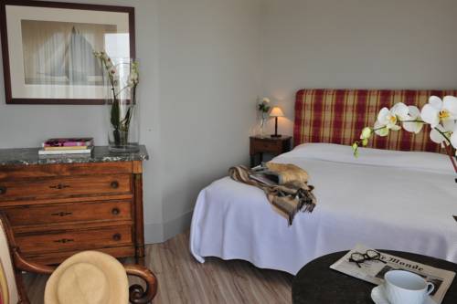 Imagen de la habitación del Hotel Les Vikings. Foto 11