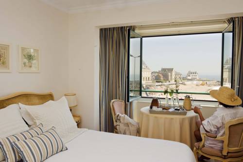 Imagen de la habitación del Hotel Les Vikings. Foto 12