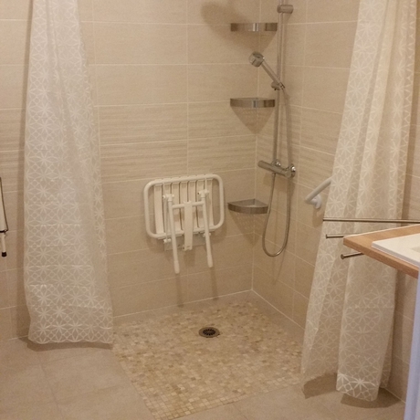 Imagen de la habitación del Hotel Les Volets Rouges - Cassis. Foto 7
