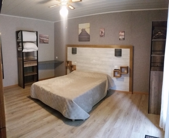 Imagen de la habitación del Hotel Les Volets Rouges - Cassis. Foto 14