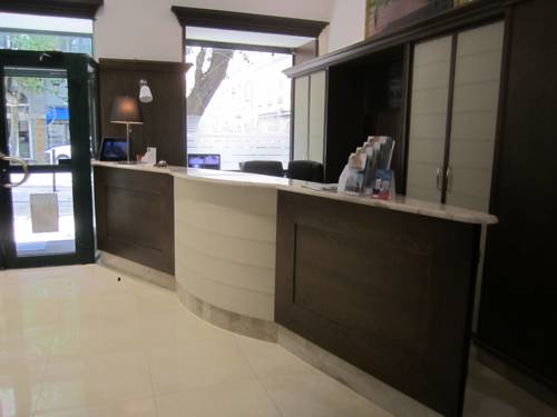 Imagen de los interiores del Hotel Les Voyageurs, Bastia. Foto 2