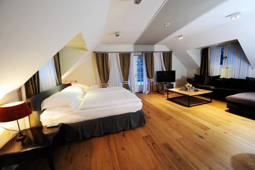 Imagen de la habitación del Hotel Lesar Angel. Foto 12