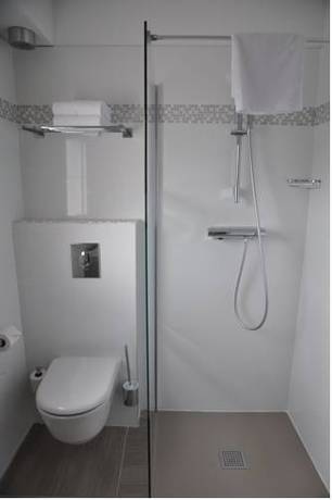 Imagen de la habitación del Hotel L'escale Cot&eacute; Port. Foto 5