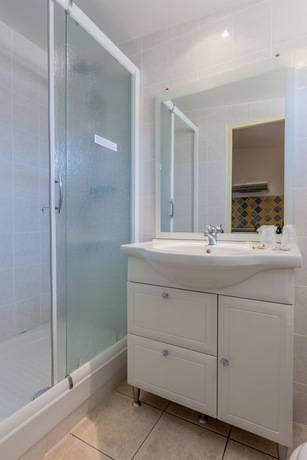 Imagen de la habitación del Hotel L'escale Plage. Foto 8