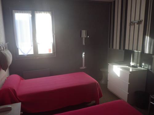 Imagen de la habitación del Hotel L'escapade, LE LAVANDOU. Foto 15