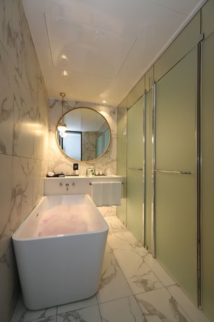 Imagen de la habitación del Hotel Lesign. Foto 4