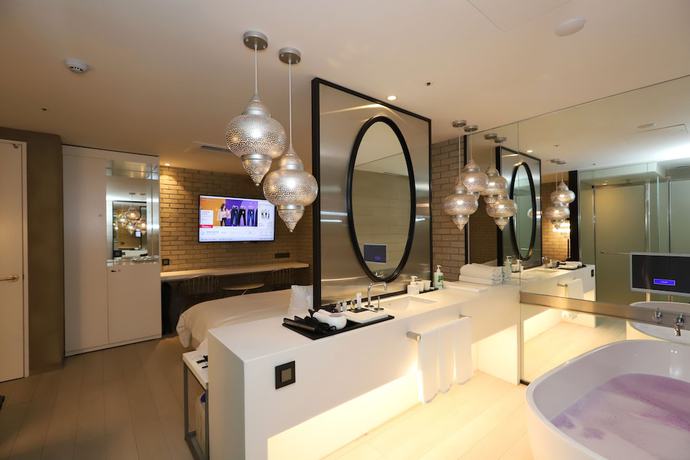 Imagen de la habitación del Hotel Lesign. Foto 15