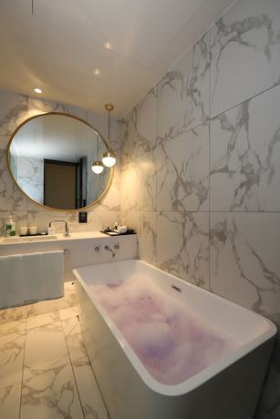 Imagen de la habitación del Hotel Lesign. Foto 19