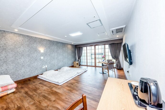 Imagen general del Hotel Leslie. Foto 1