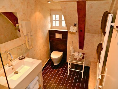 Imagen de la habitación del Hotel L'esplanade. Foto 4