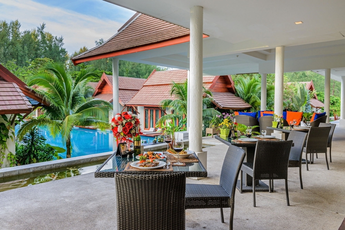 Imagen de los exteriores del Hotel L'esprit De Naiyang Beach Resort. Foto 9