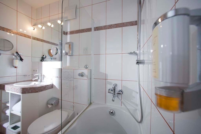 Imagen de la habitación del Hotel Lessing. Foto 11