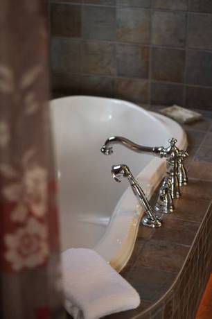 Imagen de la habitación del Hotel L'estampilles. Foto 7