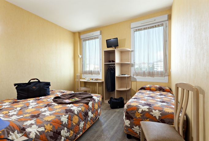 Imagen de la habitación del Hotel L'esterel. Foto 10