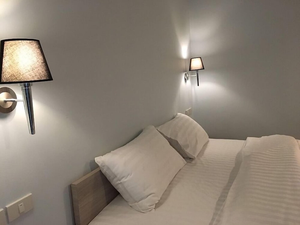 Imagen de la habitación del Hotel Letana. Foto 14