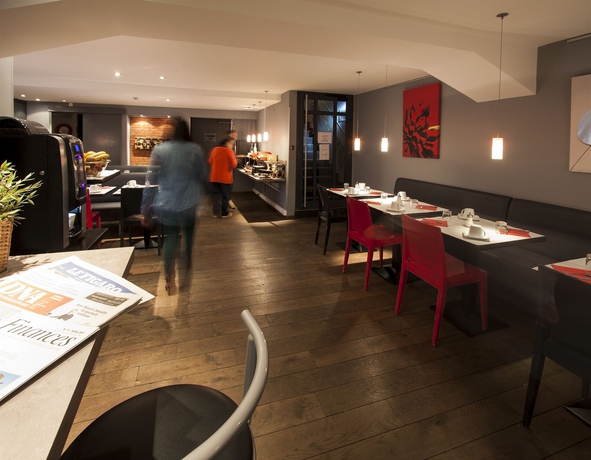 Imagen de los interiores del Hotel L'etc. Foto 11