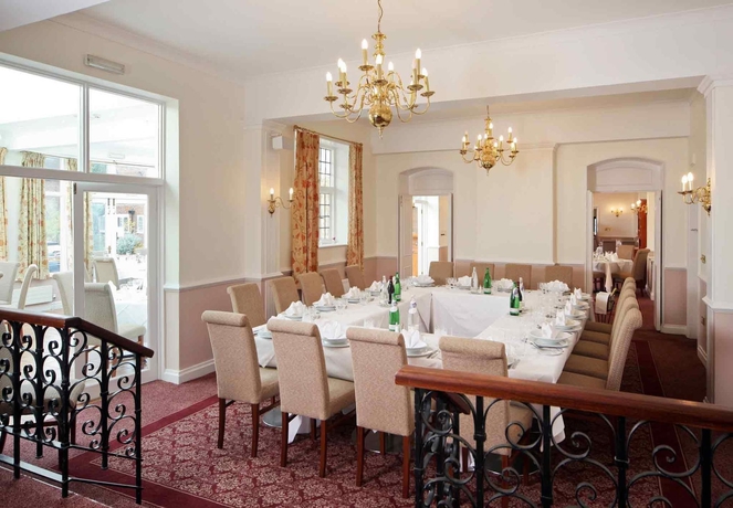 Imagen del bar/restaurante del Hotel Letchworth Hall. Foto 9