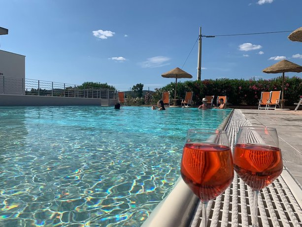 Imagen de la piscina del Hotel Letizia, Follonica. Foto 19