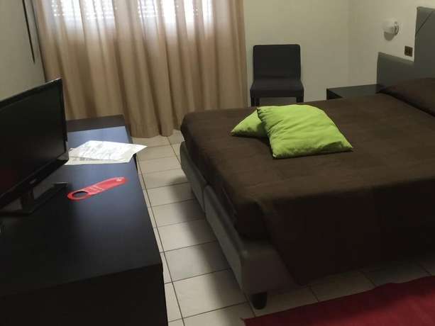 Imagen de la habitación del Hotel Letizia, Follonica. Foto 7