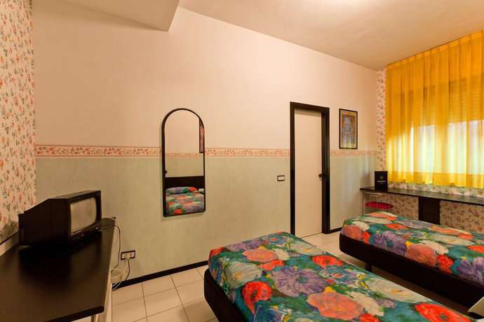 Imagen de la habitación del Hotel Letizia, Orte. Foto 14