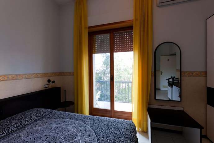 Imagen de la habitación del Hotel Letizia, Orte. Foto 18