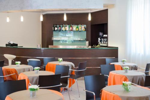 Imagen general del Hotel Letizi&agrave;, Cesena. Foto 4