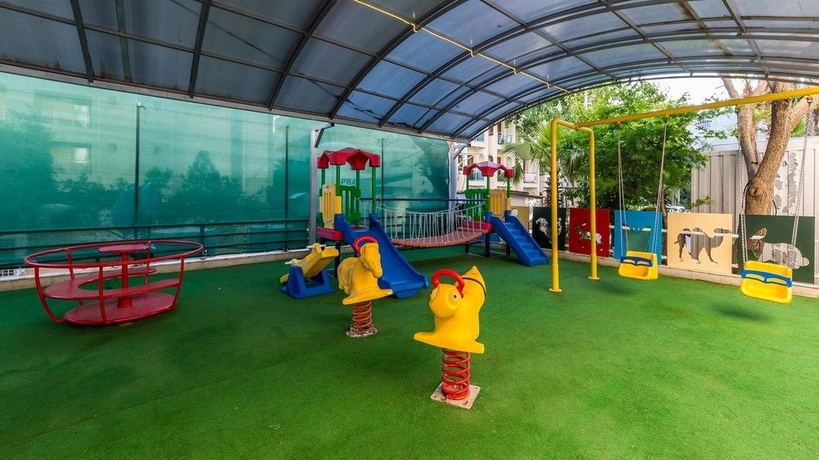 Imagen de los exteriores del Hotel Letoile Beach. Foto 15
