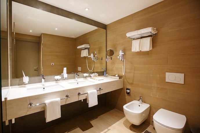 Imagen de la habitación del Hotel Letoleto Thermal Resort And Spa. Foto 16