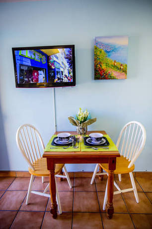 Imagen de la habitación del Hotel Leucadia Beach Inn. Foto 15