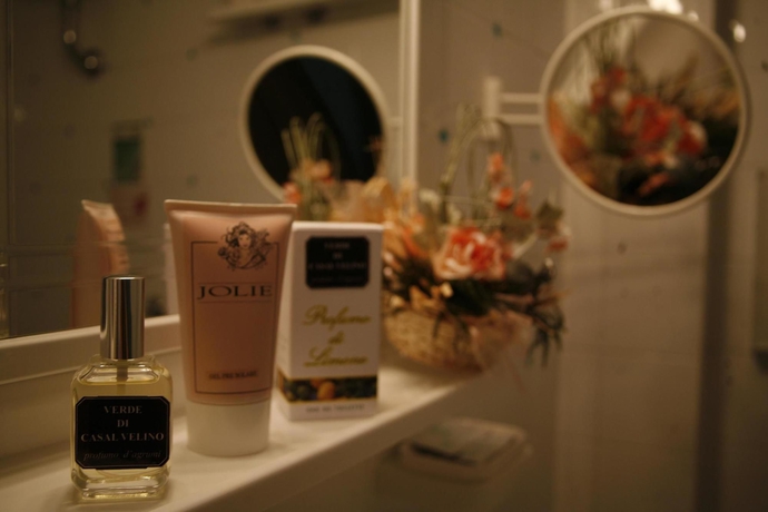 Imagen de la habitación del Hotel Leucosya. Foto 2