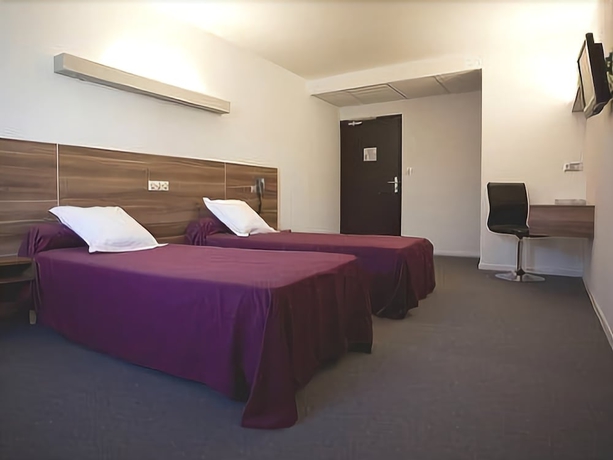 Imagen de la habitación del Hotel L'europe, Marvejols. Foto 7