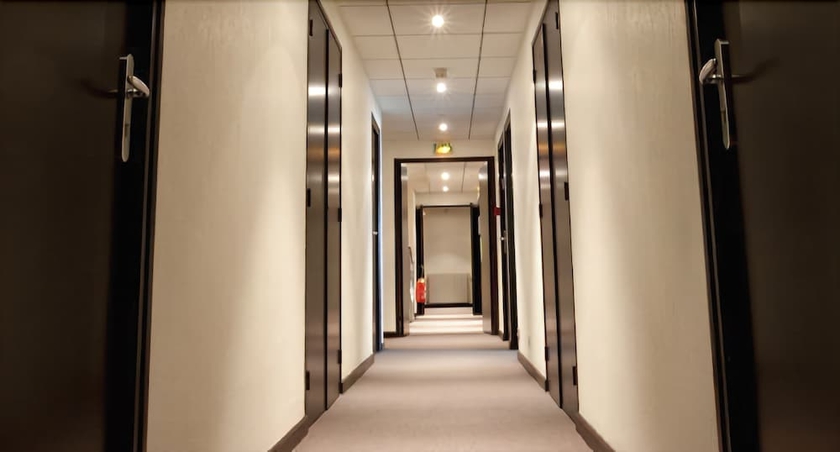 Imagen de los interiores del Hotel L'europe, Marvejols. Foto 15