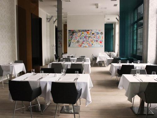 Imagen general del Hotel Lev, Levice. Foto 3