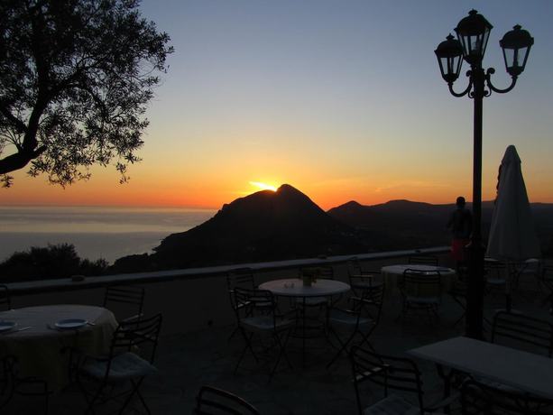 Imagen de la habitación del Hotel Levant, Corfu. Foto 7