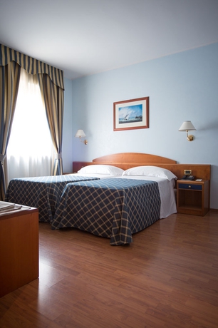 Imagen de la habitación del Hotel Levante, Fossacesia. Foto 7