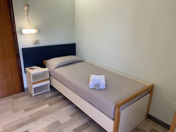 Imagen de la habitación del Hotel Levante, Riccione. Foto 4