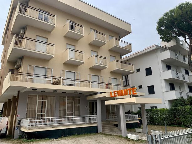 Imagen general del Hotel Levante, Riccione. Foto 1